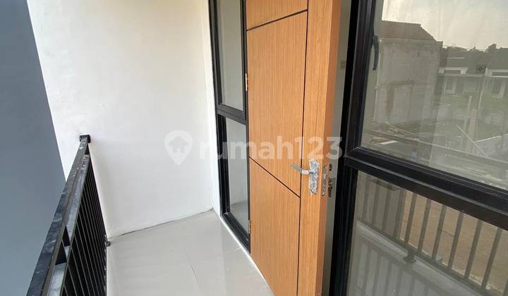 Rumah Baru Siap Huni Konsep Mezzanine Dan Balkon 400jtan 10 Menit Stasiun Depok 2