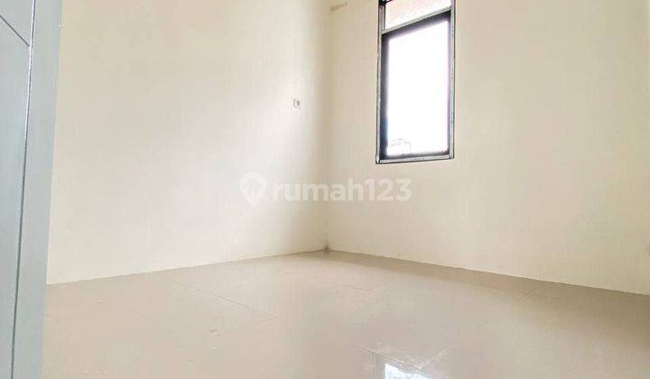 Rumah Baru SHM Akses Strategis di Jalan Taman Jaya, Cipayung Depok  3