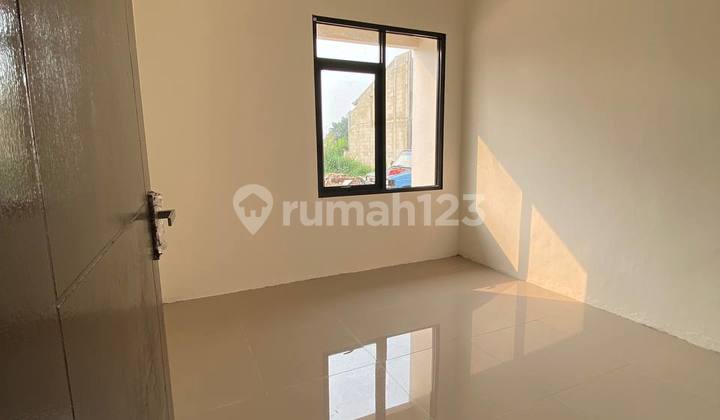 Rumah Baru Scandinavian 300Jtan 10 Menit Stasiun Depok Lama 2