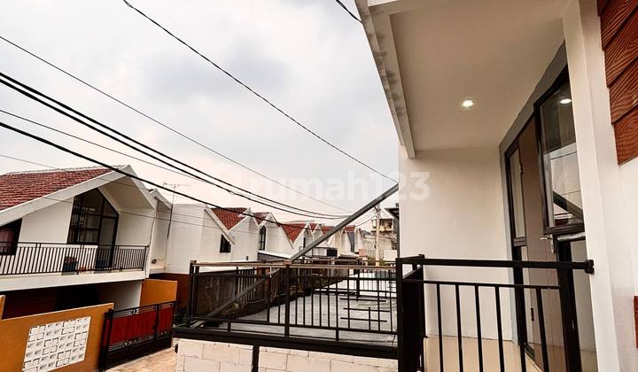 Last Cluster House Unit Mezzanine Concept plus Balcony Hook Position 2