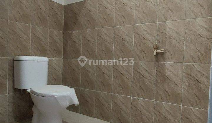 Dijual Rumah Cantik 3 Kamar Tidur Di Dekat Stasiun Depok 2