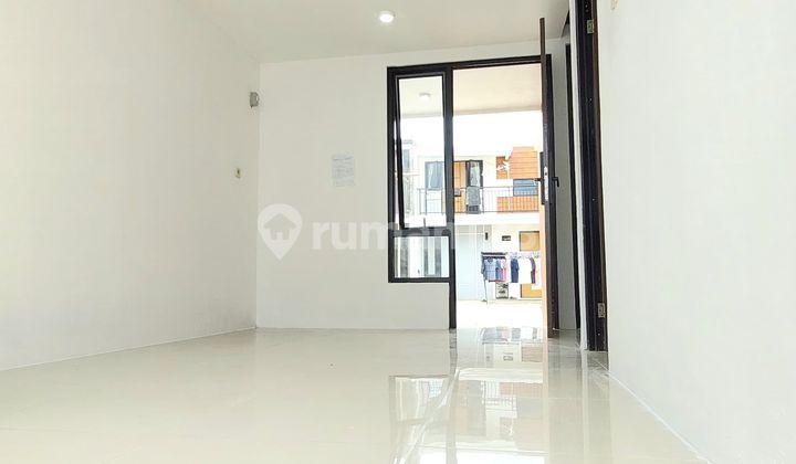 New House with Mezzanine Concept, 3km from Depok Lama Station, 300 million 2