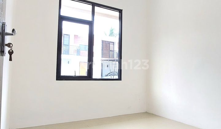 Rumah Baru 300jtan 3Km Stasiun Depok Lama Konsep Mezzanine 2