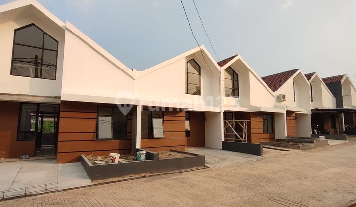 Rumah Baru 3Km Stasiun Depok 300jtan Tampak 2Lantai Harga 1Lantai