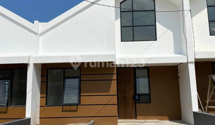 Rumah Semi 2Lantai Lokasi Strategis Dekat Stasiun Surat SHM 2