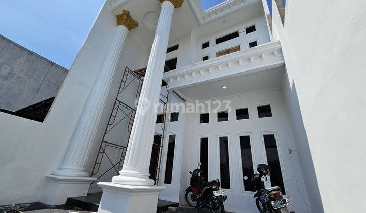 Rumah Baru Desain American Classic Di Pedurungan Semarang  1