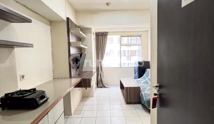 Rent a 1Br Apartment Comfortable & Ready to Live In Now! 2