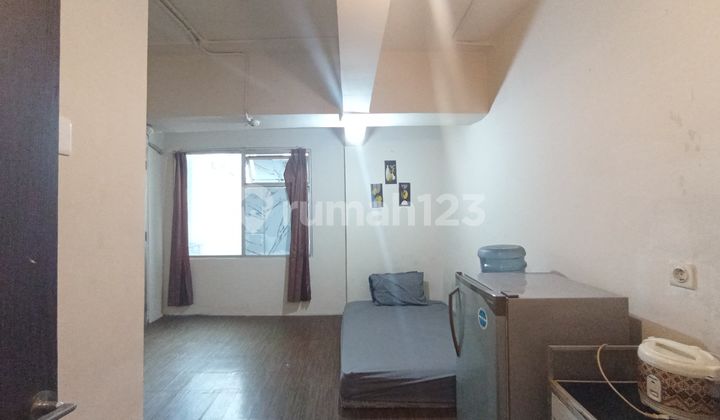 Ready studio apartment spacious only 2 million ready to live in.