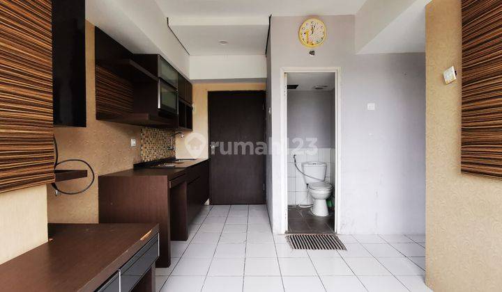 Apartemen Semifurnished Dua Kamar Tidur Murah Dengan View Cityligh Bandung 1