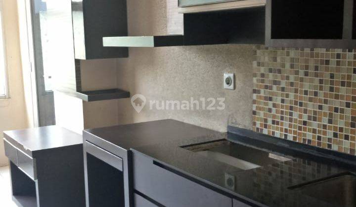 Apartemen 2 kamar semi furnish harganya lagi turun loh 1