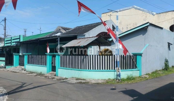 Central Jember City House 1