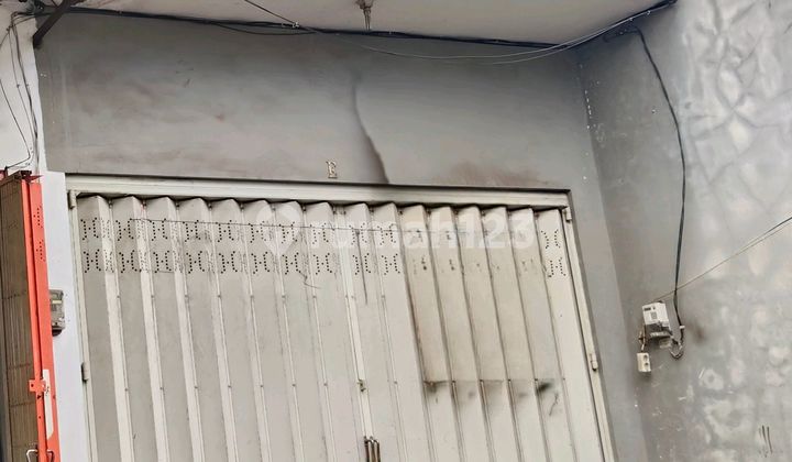 Ready-to-Occupy Shop House in City Center 1