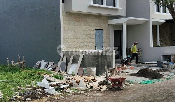 Rumah Baru Perumahan Elite Jember 1