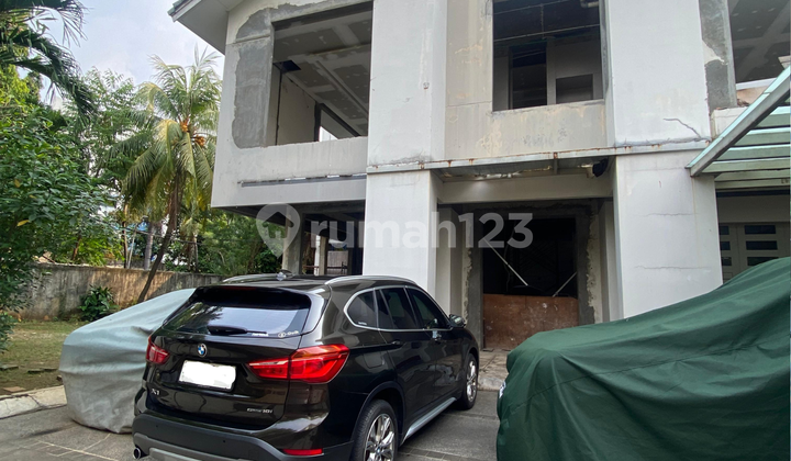 Dijual Rumah Dalam Kondisi Finising Dalam Komplek untuk Private Office atau Rumah Tinggal di Patal Senayan Jakarta Selatan