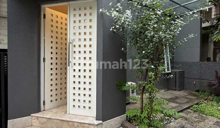 Dijual Rumah Modern di Antasari Lingkungan Tenang Dekat Kemang Village Lippo Mall 2