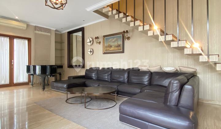 For Rent Beautiful House with Luxurious Interior Furnishings in a Townhouse, Quiet Location and Close to International School, Kemang