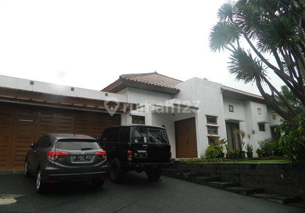 Dijual Rumah Cantik 1 Lantai di Simprug Golf Senayan  2