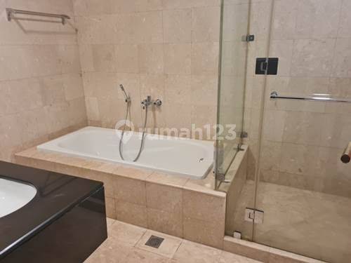 For Rent Town House Sudirman Residence Penthouse With Private S.pool 11