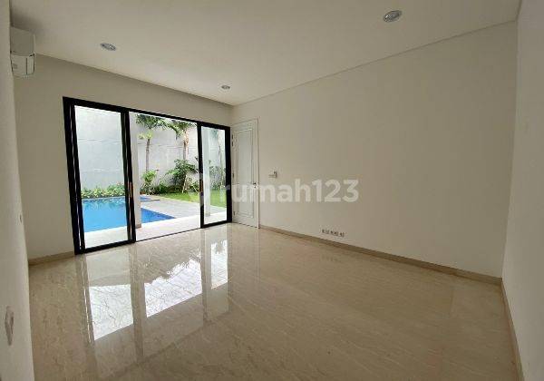 Brand New Morden Classic House In Cilandak Cipete