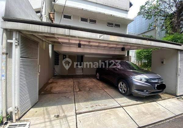 For Rent Modern House Furnished With S.pool In Elite Senopati  1