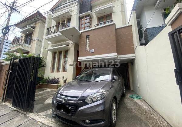 Rumah Cantik Minimalist Siap Huni Di Pejompongan Jakpus