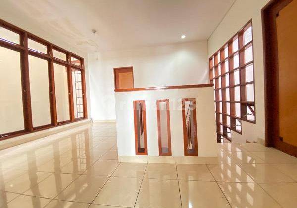 Rumah Cantik Minimalist Siap Huni Di Pejompongan Jakpus