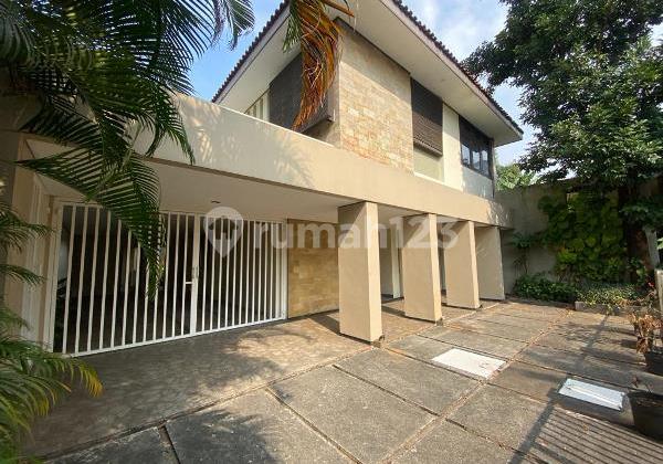 Beautiful Stand Alone House In Patra Kuningan Near To British Embassy 2