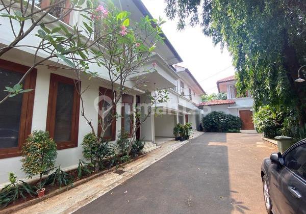 For Rent Classic Modern House In The Compound Of 24 Hours Security In Kemang 2