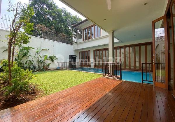 For Rent Classic Modern House In The Compound Of 24 Hours Security In Kemang