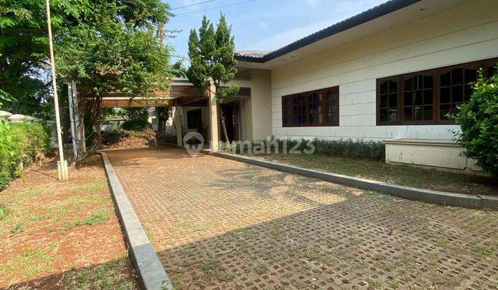 One Floor Homey Home Or Private Office With Huge Land In Menteng Dalam 2