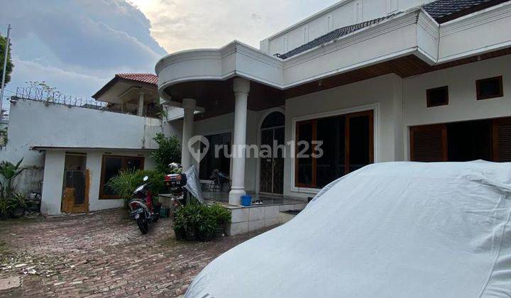 Dijual Rumah Di Lingkungan Elite Senopati Area Dekat Taman Yang Hijau 1