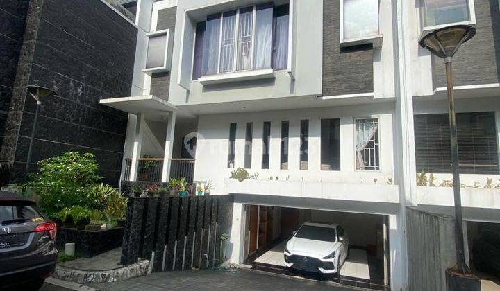 Rumah Mewah Di Brawijaya Townhouse 3,5 Lt Dengan Rooftop Dan Pake Lift 1