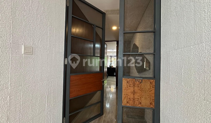 For Sale Exclusive Verde One Apartment Premium Facilities & Strategic Location, Setiabudi 2