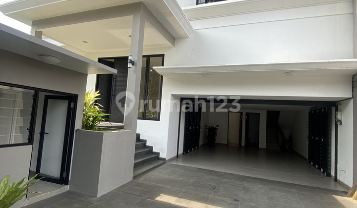 Dijual Rumah Baru Luxury di Belakang Citos, Cilandak Jakarta Selatan