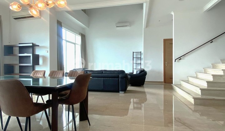 Disewa Apartment Senayan Residence Junior-Penthouse 2 Lantai, dengan Best View Golf And Residence Area 2