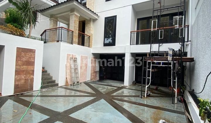 Disewa Rumah Modern Pakai Kolam Renang Di Elite Senopati