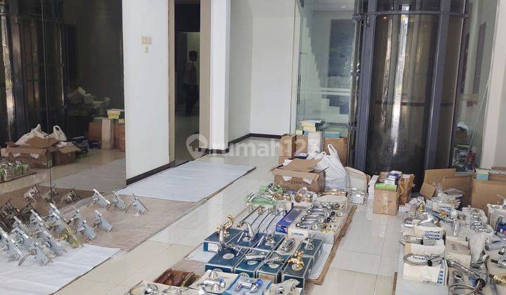 Dijual Ruko 4 Lantai di Lokasi Kawasan Premium, Panglima Polim 1