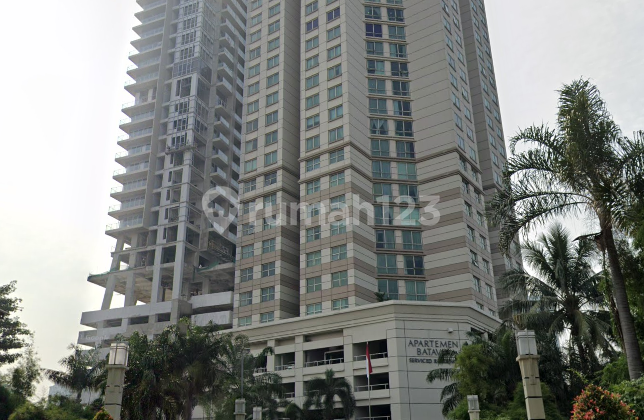 For Rent Comfortable 3 BR Unit in Strategic Location Batavia Bendungan Hilir Apartment, Walking Distance to Benhil Shopping Area and Close to Bendungan Hilir MRT For Rent Comfortable 3 BR Unit in Strategic Location Batavia Bendungan Hilir Apartment, Walking Distance to Benhil Shopping Area and Close to Bendungan Hilir MRT