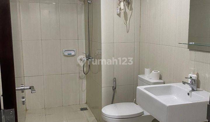 High Floor Unit Neo Soho Apartment Podomoro City Central Park Jakbar 2