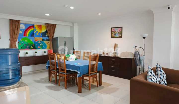 Dijual: Apartemen 3 Kamar Tidur dengan Pemandangan Hijau dan Panorama Golf yang Menakjubkan