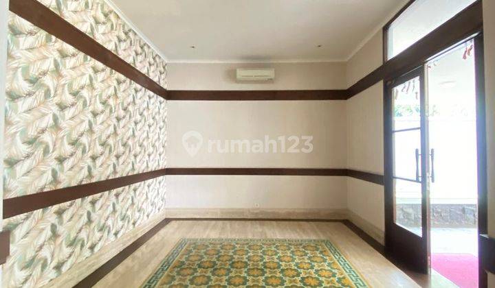 Disewa Rumah Mewah di Best Area Kawasan Elite Menteng, Jakarta Pusat