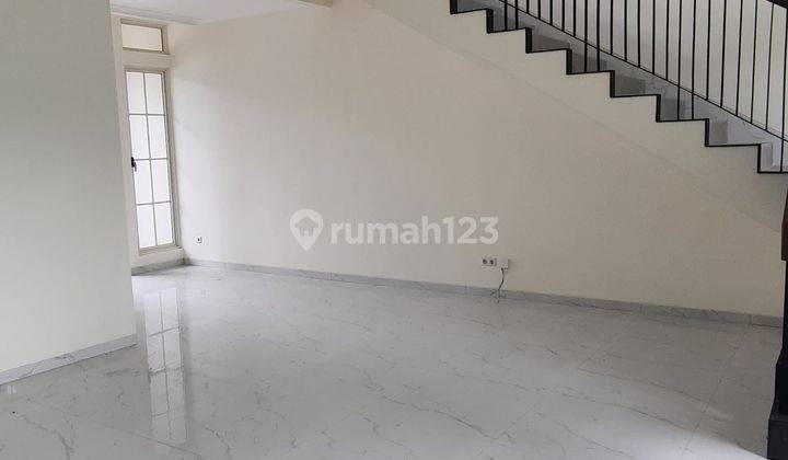 Rumah Suvarna Sutera Cluster Daru Dekat Akses Toll, Sekolah Laurensia 2