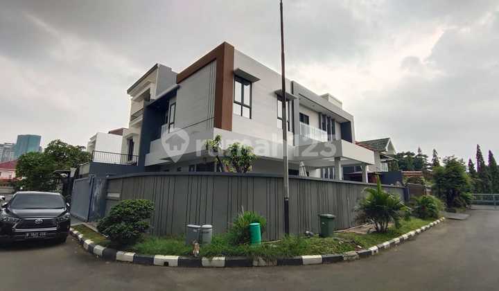 Rumah Hook Permata Buana Kembangan Jakarta Barat Luas Tanah 275m2 Shm 1