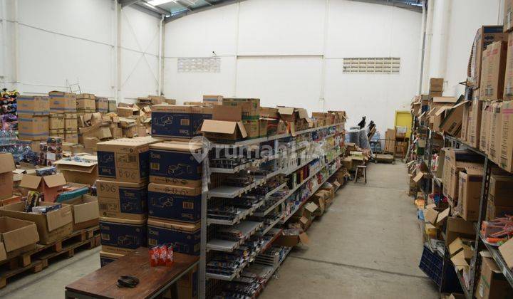 GUDANG DEKAT BANDARA SOEKARNO HATTA, 580m2, HARGA NEGO TIPIS