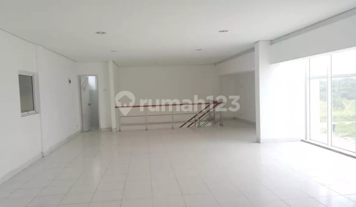 GUDANG DEKAT BANDARA SOEKARNO HATTA, 580m2, HARGA NEGO TIPIS
