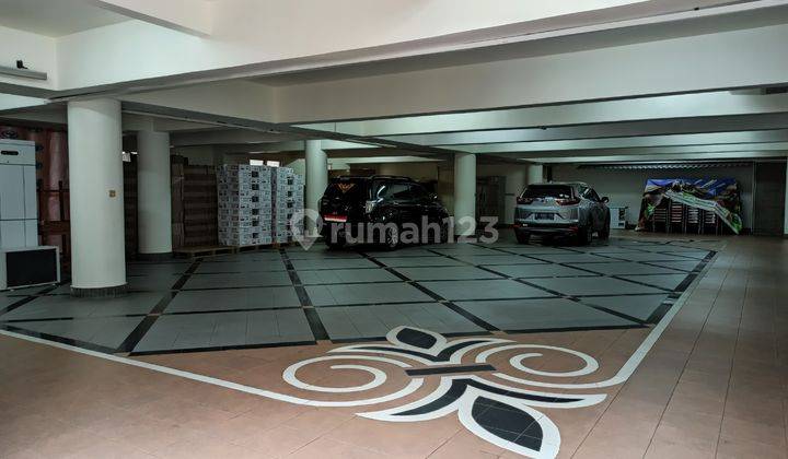 PERUMAHAN  INTERCON KEBON JERUK JAKARTA BARAT LUAS 2100m2  SHM 3LANTAI