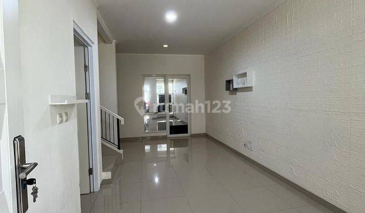 RUMAH SURVANA SUTERA DEKAT AKSES TOLL, LIPPO KARAWACI, SEKOLAH ST. LAURENSIA 1