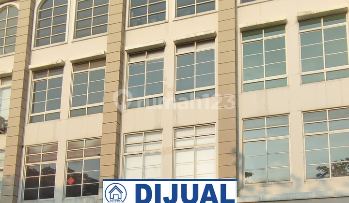 Ruko Green Lake City Di Pinggir Jalan Raya, 3 Menit Ke Toll Karang Tengah Depan Grand Lucky Ruko Green Lake City Di Pinggir Jalan Raya, 3 Menit Ke Toll Karang Tengah Depan Grand Lucky