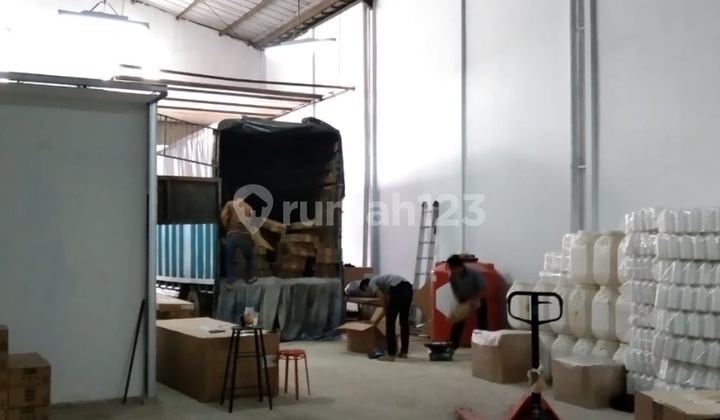 Warehouse in Taman Tekno BSD Warehouse Area 540m2 Ready to Use