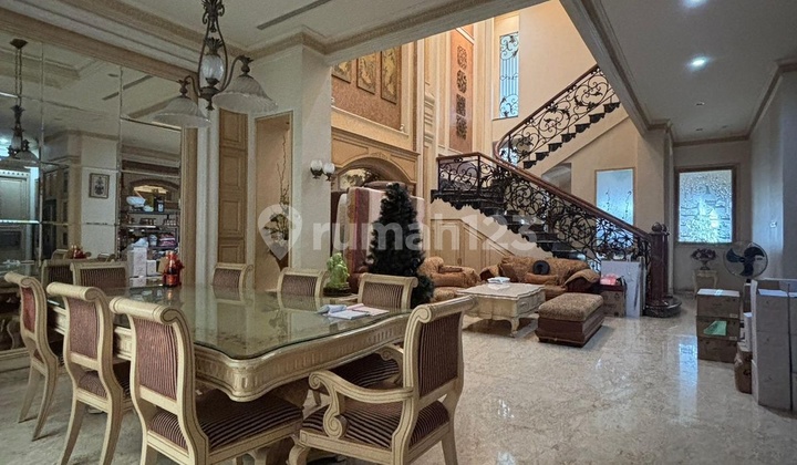 Rumah Mewah di Green Garden, Jakarta Barat, 3Lantai SHM di Jl.boulevard 2